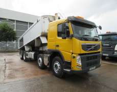2012 Volvo FM410 8x4 Tipper
